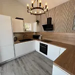 别墅 Four-bedroom Seafront In